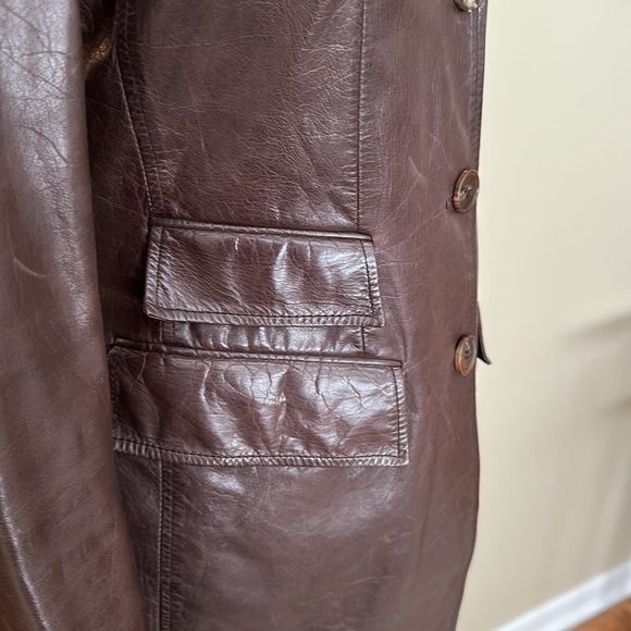Gorgeous Brown Leather Jacket - Picture 4 of 10